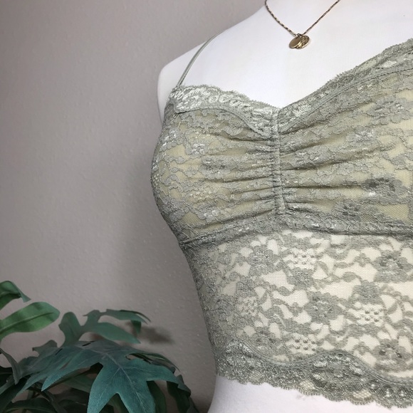 VICTORIA SECRET lace low back crop top bralette - Picture 3 of 4